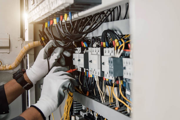 Best Licensed Electrician  in Goodyear, AZ